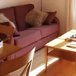 Mh Apartments Plaza